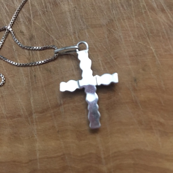 Dainty turquoise and silver cross pendant and sterling silver box chain - Picture 3 of 6